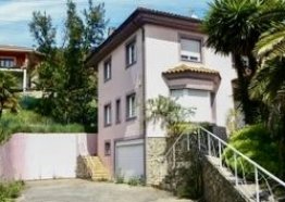 المنزل الذي تم فيه احتجاز الأطفال